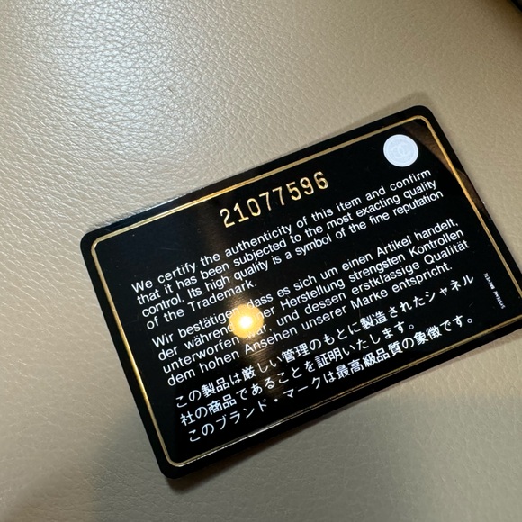 Chanel lambskin quilted flap wallet - Picture 7 of 11